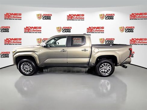 Certified 2024 Toyota Tacoma Limited image 15