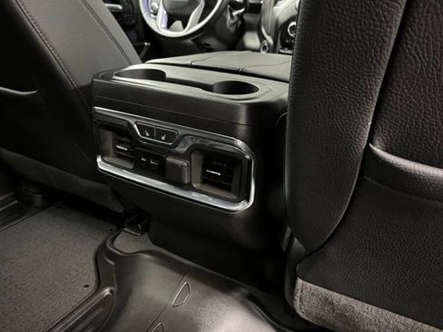 Used 2023 GMC Sierra 3500 Denali w/ Denali Black Diamond Edition AWD/4WD image 55
