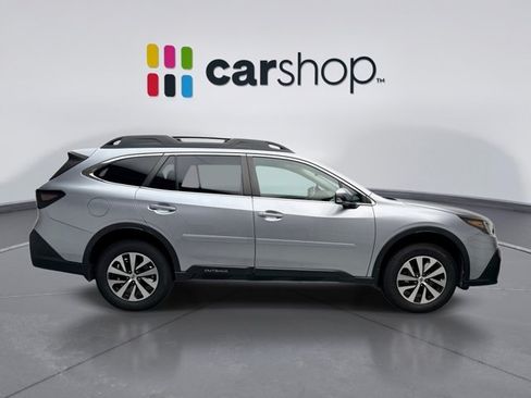 Used 2022 Subaru Outback Premium AWD/4WD image 6