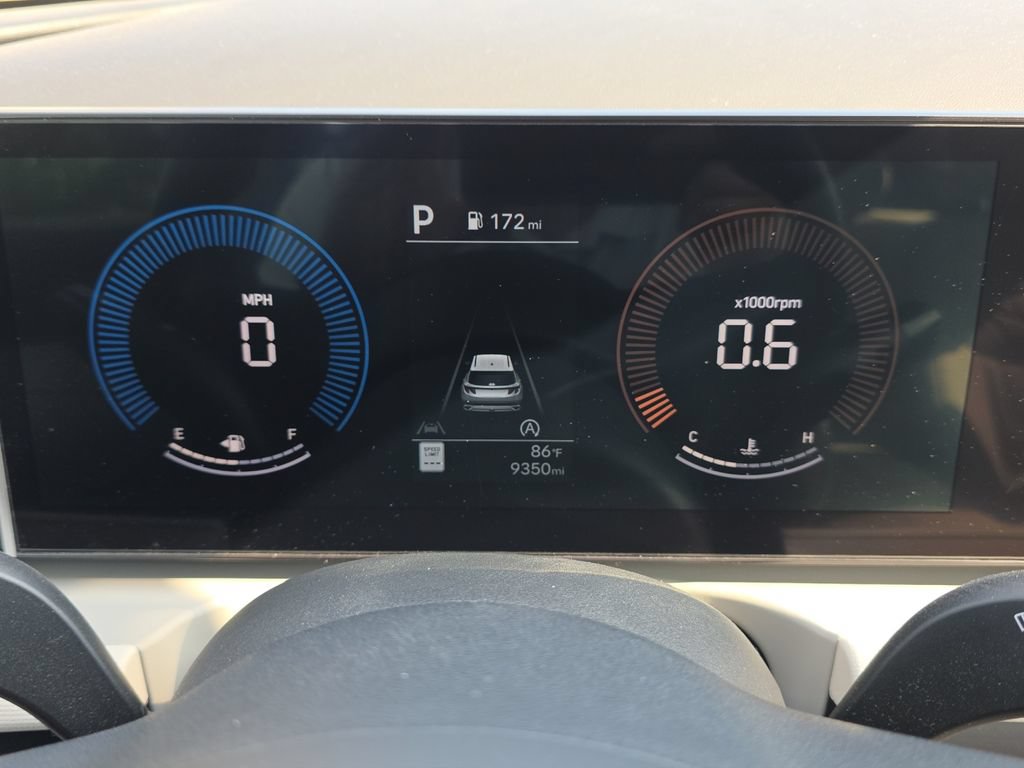 Used 2025 Hyundai Tucson SE AWD/4WD image 10