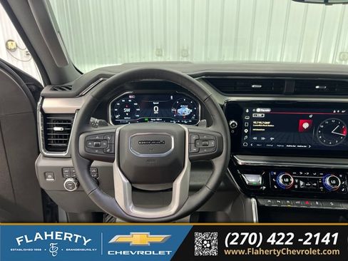 Used 2025 GMC Sierra 1500 Denali w/ Technology Package AWD/4WD image 26
