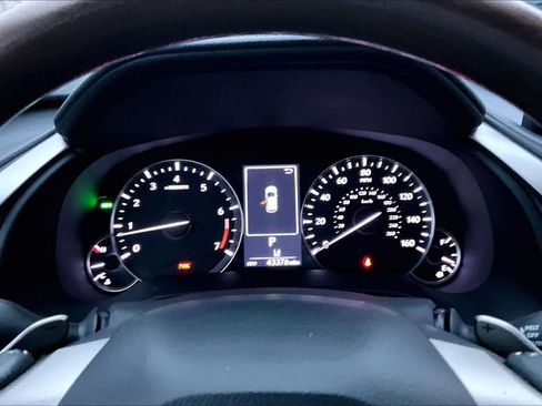 Used 2021 Lexus RX 350L Premium w/ Premium Package image 25