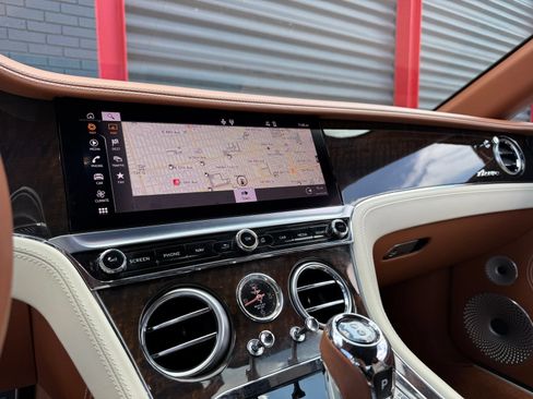 Used 2023 Bentley Continental GT Azure AWD/4WD image 50