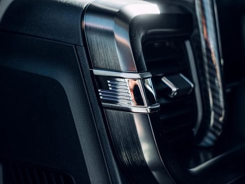 New 2026 Ford F250 Lariat w/ Black Appearance Package image 22