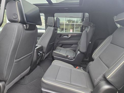 New 2026 GMC Yukon XL Elevation w/ Elevation Premium Package image 29