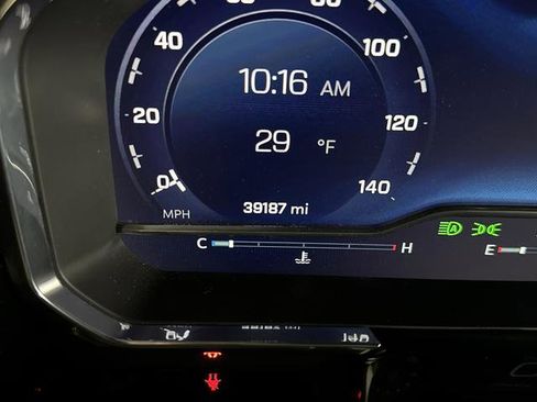 Used 2023 Chevrolet Silverado 1500 ZR2 image 6