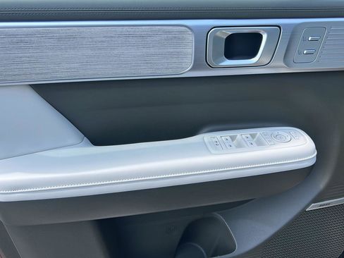 Certified 2025 Hyundai Santa Fe Calligraphy AWD/4WD image 15