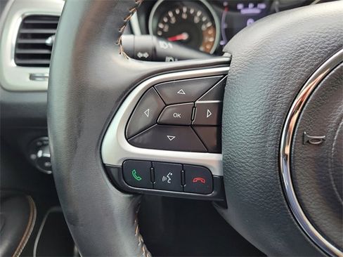 Used 2019 Jeep Compass Latitude image 26