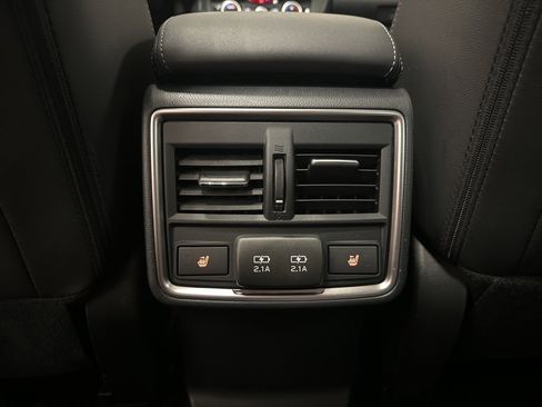 Used 2021 Subaru Forester Touring image 21