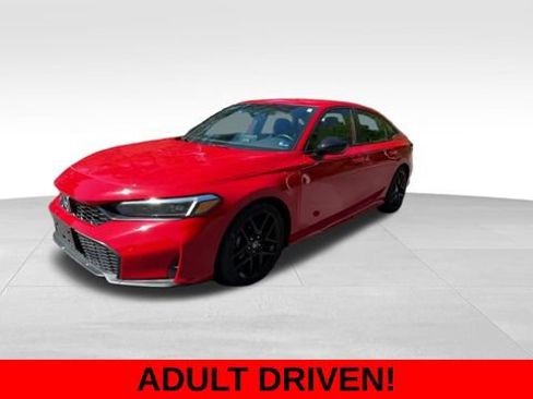 Used 2025 Honda Civic Sport image 2