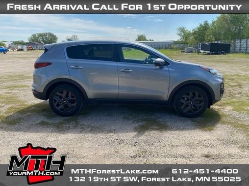 Used 2022 Kia Sportage LX w/ LX AWD Value Edition Package image 1