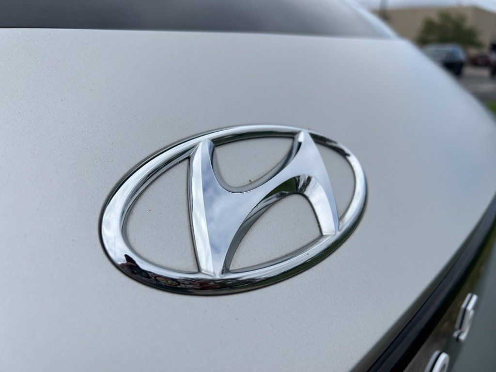 Certified 2023 Hyundai Ioniq 5 SEL w/ Cargo Package AWD/4WD image 13