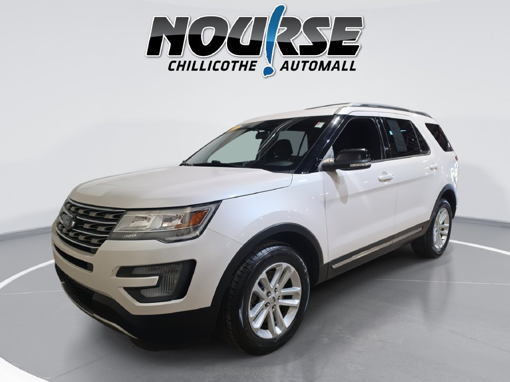 Used 2017 Ford Explorer XLT w/ Class II Trailer Tow Package FWD image 1