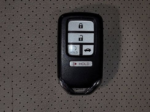 Used 2016 Honda Accord EX-L image 32