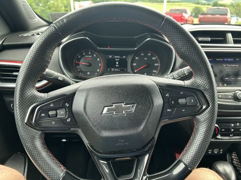 Used 2022 Chevrolet TrailBlazer RS AWD/4WD image 25