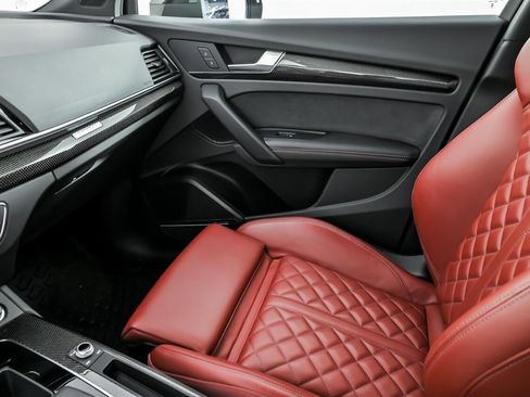 Used 2024 Audi SQ5 Premium Plus image 38