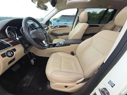 Used 2018 Mercedes-Benz GLS 450 4MATIC w/ Premium Package image 3