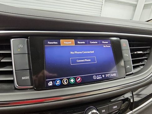 Used 2023 Buick Enclave Essence w/ Sport Touring Edition FWD image 17