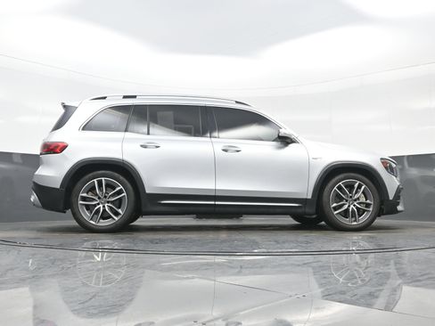 Used 2021 Mercedes-Benz GLB 35 AMG 4MATIC image 34