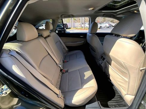 Used 2018 Subaru Outback 2.5i Limited image 21