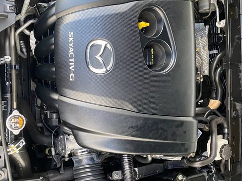 Used 2019 MAZDA MAZDA3 Sedan w/ Preferred Package FWD image 28