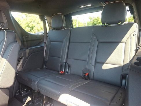 Used 2023 Chevrolet Tahoe Premier image 11