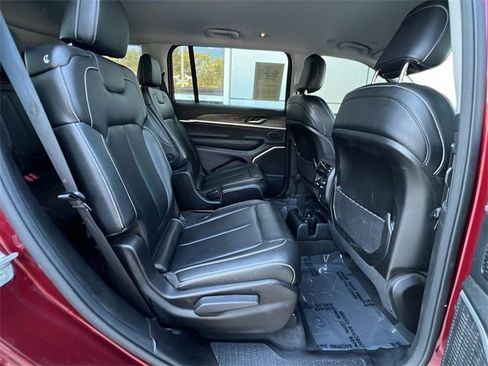 Used 2022 Jeep Grand Cherokee L Limited image 33