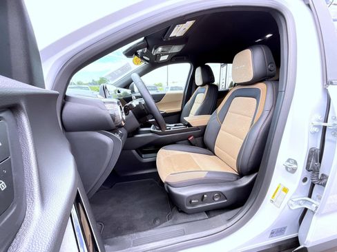 Certified 2026 Chevrolet Equinox ACTIV w/ Safety and Technology Package AWD/4WD image 10