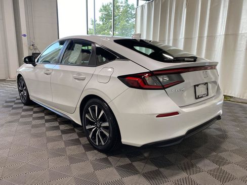 Used 2024 Honda Civic EX-L image 5