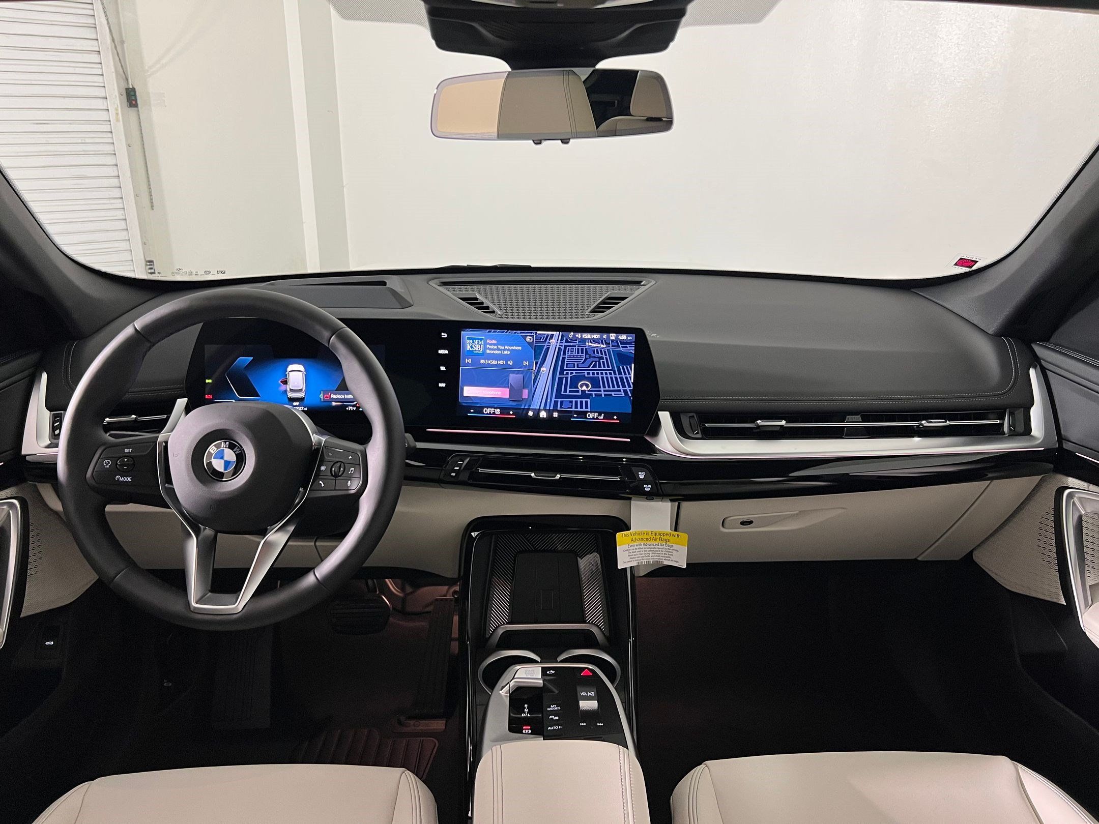Used 2026 BMW X1 xDrive28i w/ Technology Package AWD/4WD image 16