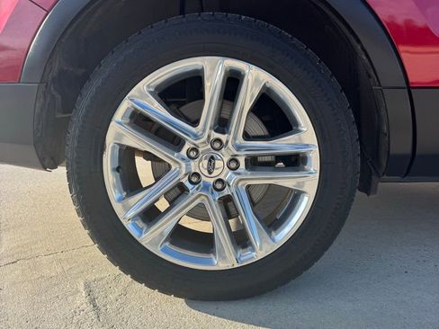 Used 2016 Ford Explorer Limited image 22