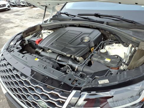 Used 2018 Land Rover Range Rover Velar S image 9
