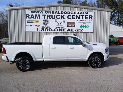 New 2026 RAM 2500 Limited image 2