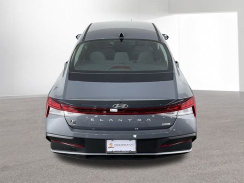 New 2026 Hyundai Elantra Blue image 37