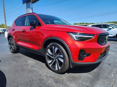 Certified 2023 Volvo XC40 B5 Ultimate w/ Climate Package