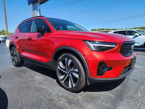 Certified 2023 Volvo XC40 B5 Ultimate w/ Climate Package AWD/4WD image 1