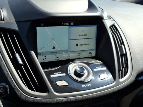 Used 2019 Ford Escape Titanium FWD image 18