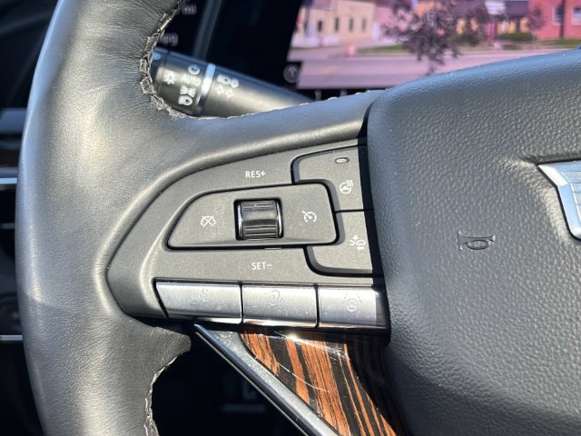 Certified 2024 Cadillac Escalade Premium Luxury w/ LPO, Floor Liner Package AWD/4WD image 27
