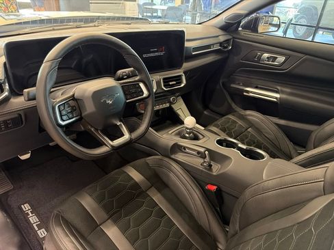 New 2026 Ford Mustang GT Premium w/ GT Performance Package RWD image 26