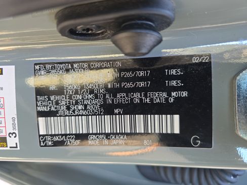 Used 2022 Toyota 4Runner TRD Off-Road Premium image 38