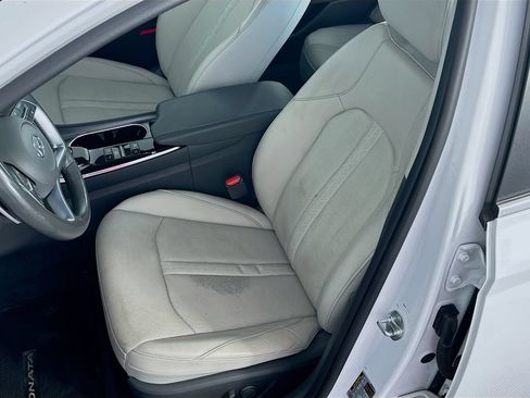 Used 2021 Hyundai Sonata Limited w/ Preferred Accessory Package FWD image 20