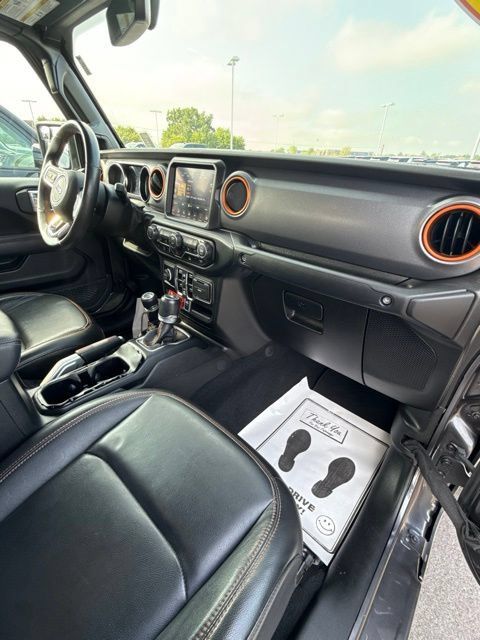 Used 2022 Jeep Gladiator Mojave w/ Cold Weather Group AWD/4WD image 30
