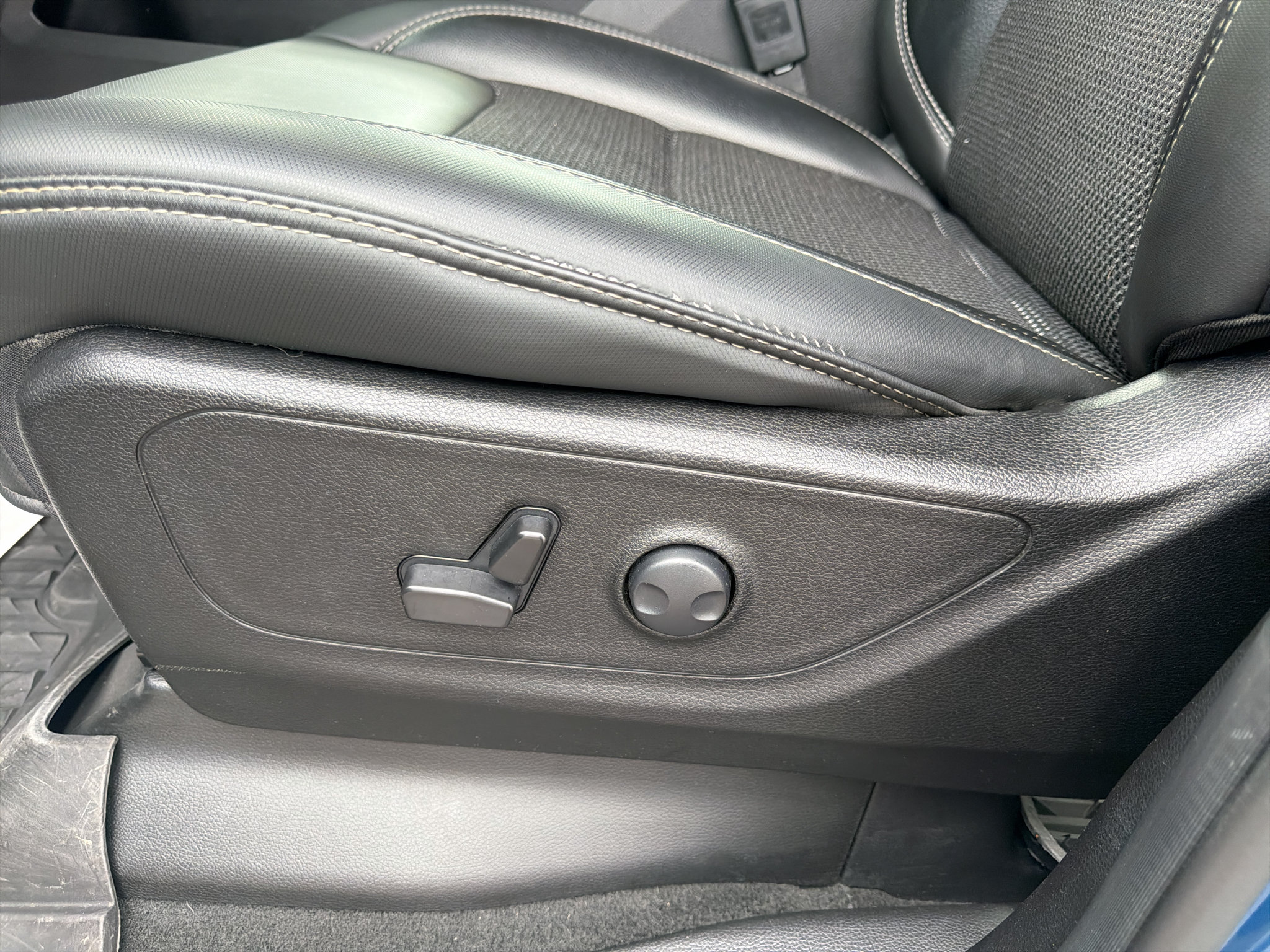 Used 2024 RAM 1500 Big Horn AWD/4WD image 11