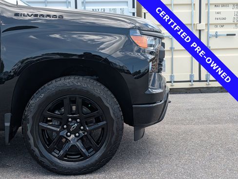 Used 2024 Chevrolet Silverado 1500 Custom w/ Turbomax Blackout Package AWD/4WD image 11