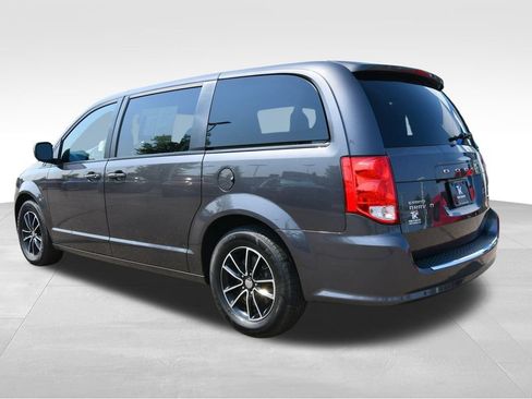 Used 2018 Dodge Grand Caravan GT w/ Safety Sphere Group FWD image 5