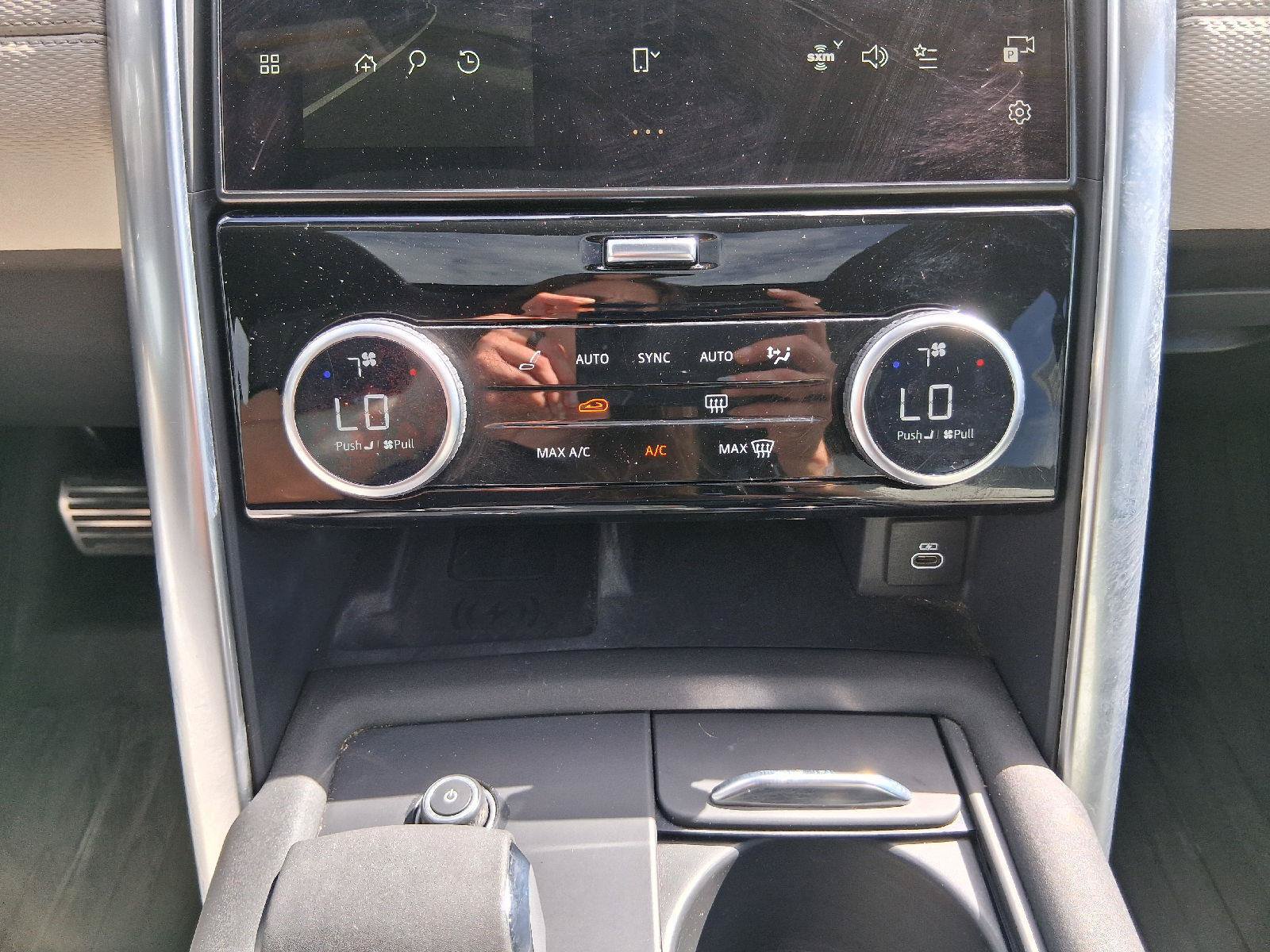 Used 2021 Land Rover Discovery HSE R-Dynamic AWD/4WD image 38