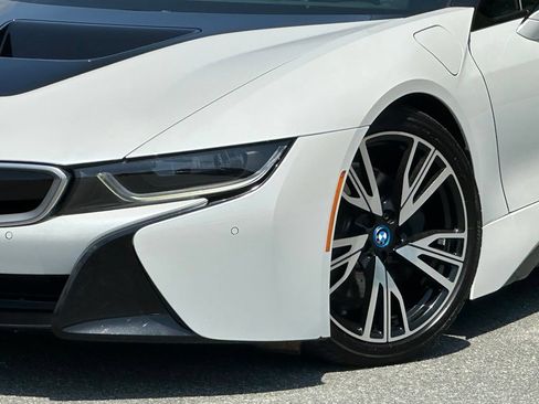 Used 2015 BMW i8 AWD/4WD image 32