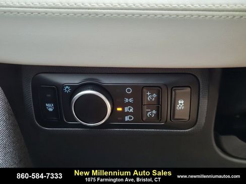 Used 2024 Ford Mustang Mach-E Premium image 22