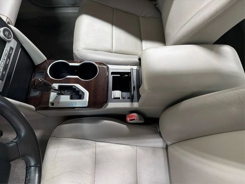 Used 2013 Toyota Camry XLE FWD image 27