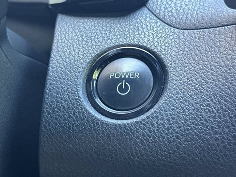 Used 2025 Toyota Camry SE FWD image 21